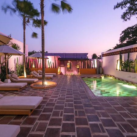 El Barrio Boutique Hotel & Bar Canggu Zewnętrze zdjęcie